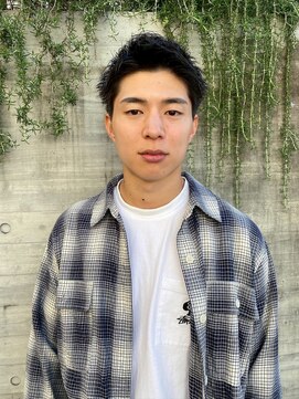 ヒュー 広島(HEW) アップバング/ショートウルフ/ツーブロック/刈り上げ/Y2K