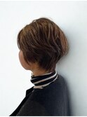 レイヤーカット×ベージュカラー