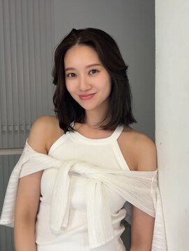 ブラン(Blanc Aoyama) レイヤーカット/顔まわりカット/ブリーチなし/ボブ/ミディアム