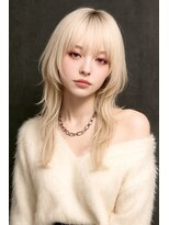 ニルス(nils)&nbsp;ロングウルフレイヤー/ホワイトカラー