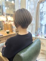 ソレイユ 新宿御苑前 (SOLEIL) 大人女性に人気の前下がりショート
