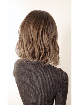 レガシーヘアーデザイン(Legacy hair design) ☆Legacy × 切りっぱなしのグレーグラデーション☆