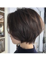 マウロア(MAULOA)&nbsp;定番奥行きくびれショートヘアー   ‘’ 浅田 昌宏‘’