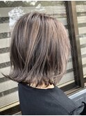 グレージュカラー