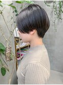 就活ヘア、黒髪、ハンサムショート、前下がり