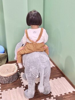 ラルゴ(Largo)の写真/【キッズスペースあり】お子様を飽きさせない工夫がいっぱい☆忙しいお母さんも安心して通える◎