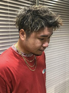 ピープスアンドスー 表参道 渋谷(Peeps&Suu.) メンズカット パーマ ツイスト スパイラル ハイライト