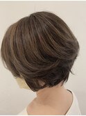 髪質改善 ハイライト 前下がりボブ