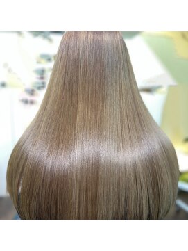 エムスリーディーミュゼステージ(M3D) ピコカラー&トリートメントストレート仕上げ