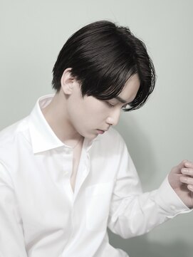 アルファ 新宿(alpha) フェザーパーマ/刈り上げセンターパート/サーフカール[新宿]