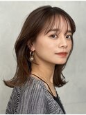 顔周りレイヤーカットグレージュカラーくびれボブベージュカラー