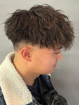 バース バイ ハピネス(BIRTH by happiness) 奈良men'sツイストスパイラルパーマテーパーフェードマッシュ