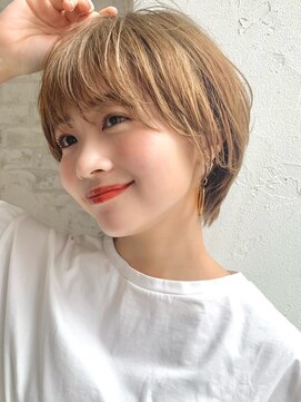 ノイカーム(noi Calm) 顔周りレイヤーカットくびれヘアミルクティーベージュカラー