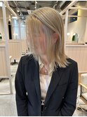 2025年夏はこの色で決まり！「ハイトーンブロンドカラー」