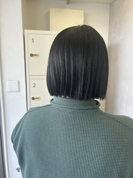 エイトオロク 那覇小禄店(EIGHT oroku) 切りっぱなしボブ