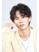 センターパート　ツイストスパイラル　メンズウルフ