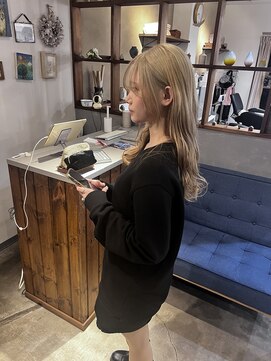 トリスター(TREASTAR) 透明感ベージュ