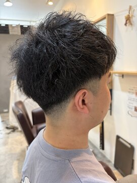 ライズ ヘア ブランド スウェル(RISE HAIR BRAND SWELL) メンズカット/メンズ/メンズカラー/メンズパーマ/江坂/江坂駅
