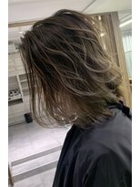 ユルム 深谷稲荷 ケアブリーチ/ハイライト