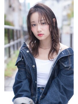 テイラー(Taylor) [Taylor] 大人可愛いコテ巻きロング