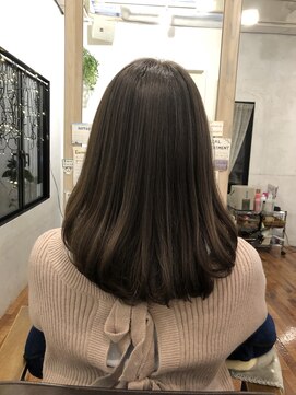 アンプレヴーアジュテ(Impre'vu ajoute) ふんわり柔らかミディー