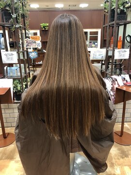 ジュール ドゥJour doux ディレクター今嶋　3Dツヤカラー