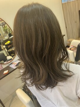 エヌプラス ヘアー(N+ hair) ポリアシアンカーキ