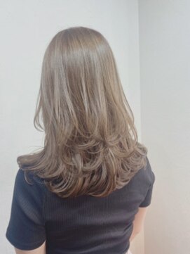 ルビナ 調布店(LViNA) 毛先重めレイヤー