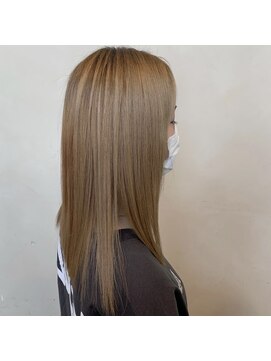 シャンプーボーイ セントラル 博多(SHAMPOO BOY central) ミルクティーベージュ