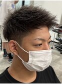 ジェットモヒカンツーブロック束感短髪刈り上げ