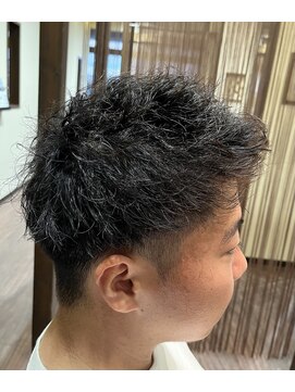 エイト 半田(EIGHT) [eight]ソフトツイストパーマ、メンズショート