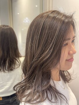 ジルバイジアン(JILL by GIEN) ロングレイヤー/マロンベージュ/ハイライト　　梶屋