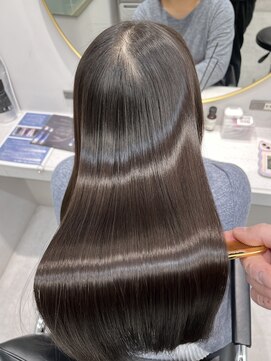 トランス(TRUNS) 髪質改善ULTOWAトリートメント