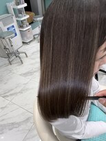 リーホリエ(Lee Horie) 脱白髪染めハイライト×髪質改善トリートメント【池本】