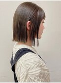 ぷつっと切りっぱなし肩上ボブ