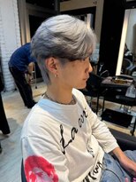 ダブル(W)&nbsp;メンズ/ブリーチカラー/グレージュカラー/マッシュショート