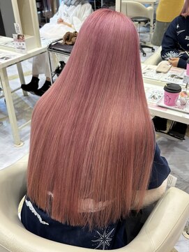 リー 梅田(Lee) ブリーチ2回必須/ペールピンク/ホワイトピンクカラー/髪質改善