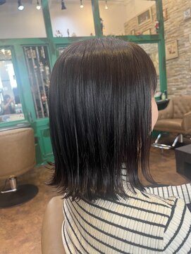 ヘアーラウンジ アンフィ 井土ヶ谷(Hair Lounge Anphi) 外はねボブ