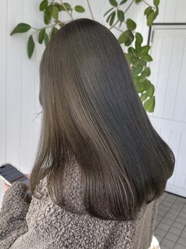 ヘアスペース リズム グリーン(Hair space Rizm green) オリーブブラウン