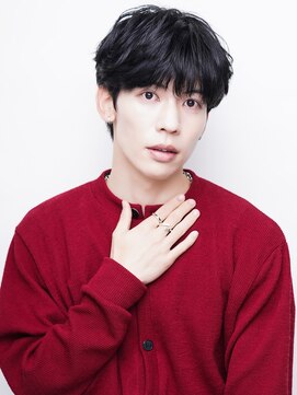 マッシュショート 眉毛カット 韓国ヘア 20代 メンズパーマ