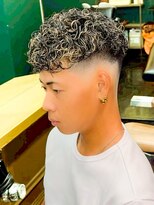 プロショップウェーブ セカンド(PRO SHOP WAVE II)&nbsp;フェザーパーマ/ルーズパーマ/アクティブショート/ドレッドヘア