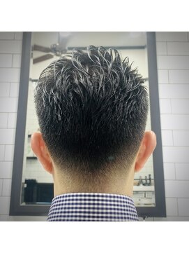 ヘアサロン大野 ニューオータニ ザ メイン店 品のあるローフェード