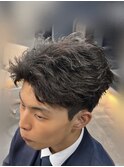 韓国へアカルマパーマワックスなしセンターパート黒髪ウルフ