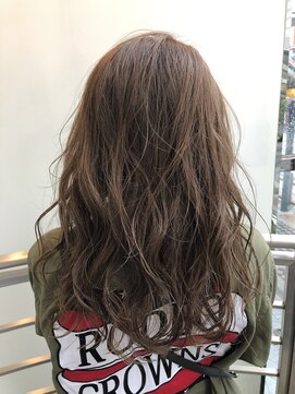 エアー(AIR) シナモンベージュ×クエンチ≪蒲田 AIR 牧≫ 30代40代