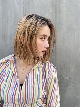 レオニード 表参道(LEONID) ケアブリーチ ホワイトアッシュ 佐々木