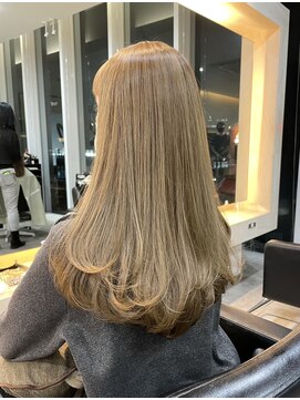 アージェガーデン(AGEE GARDEN) クリアベージュ Aラインボブ