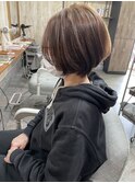 ショートボブ