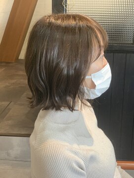 ローカス 花小金井北口店(LOCUS) 外ハネ／ぱっつんボブ