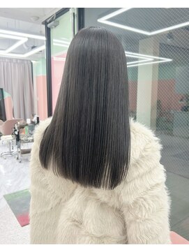 ガーランド(Girland) 【girland】透明感暗めグレー　韓国風/レイヤーカット