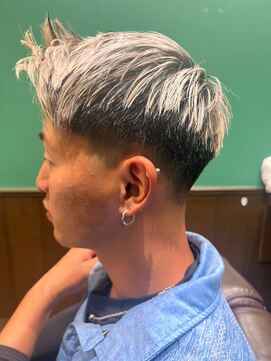 ヒロギンザバーバーショップ 丸の内店(HIRO GINZA BARBER SHOP) ロースキンフェード